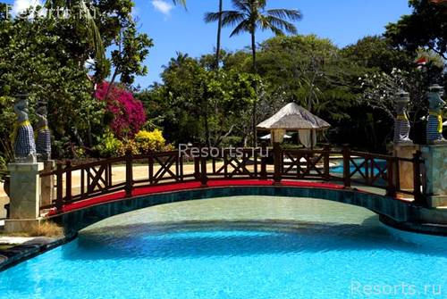 The Laguna Resort & Spa 42